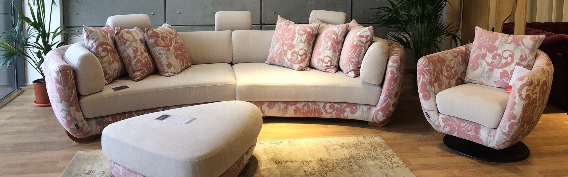 Stofe rezistente cu tehnologia Aqua Clean