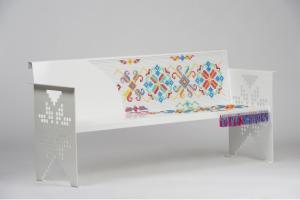 Banca STEAUA-ÎN-OPT-COLȚURI